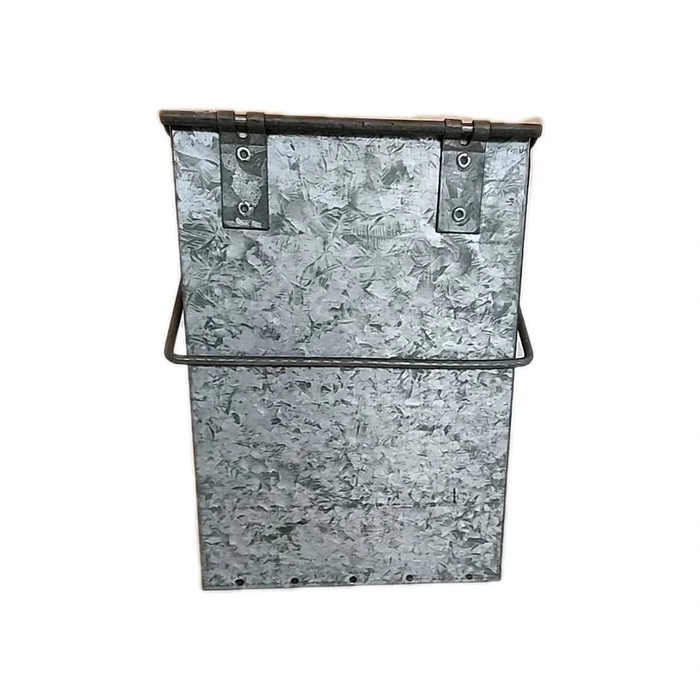 VTG Milk Box Galvanized Metal Front Porch Primitive Decor Oneonta NY